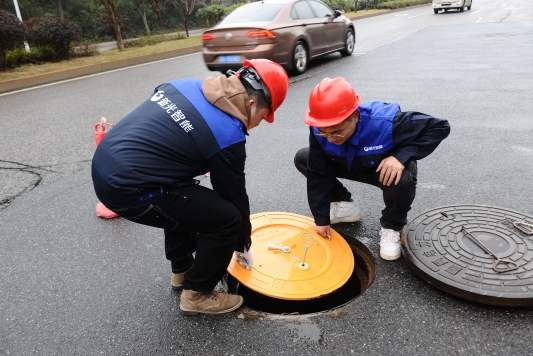 智能井蓋監(jiān)測是守護(hù)安全的新防線！