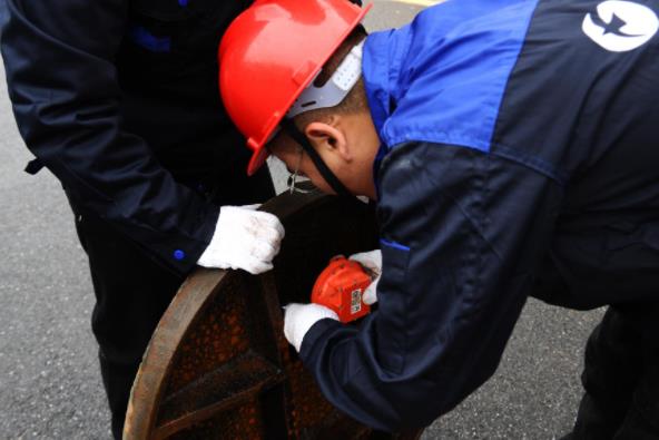 智能井蓋如何讓井蓋從預(yù)警到應(yīng)急快人一步？