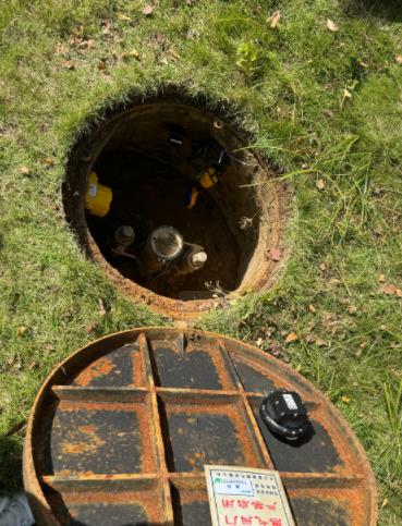 位移實(shí)時(shí)監(jiān)測(cè)，智能井蓋傳感器筑牢城市安全底線